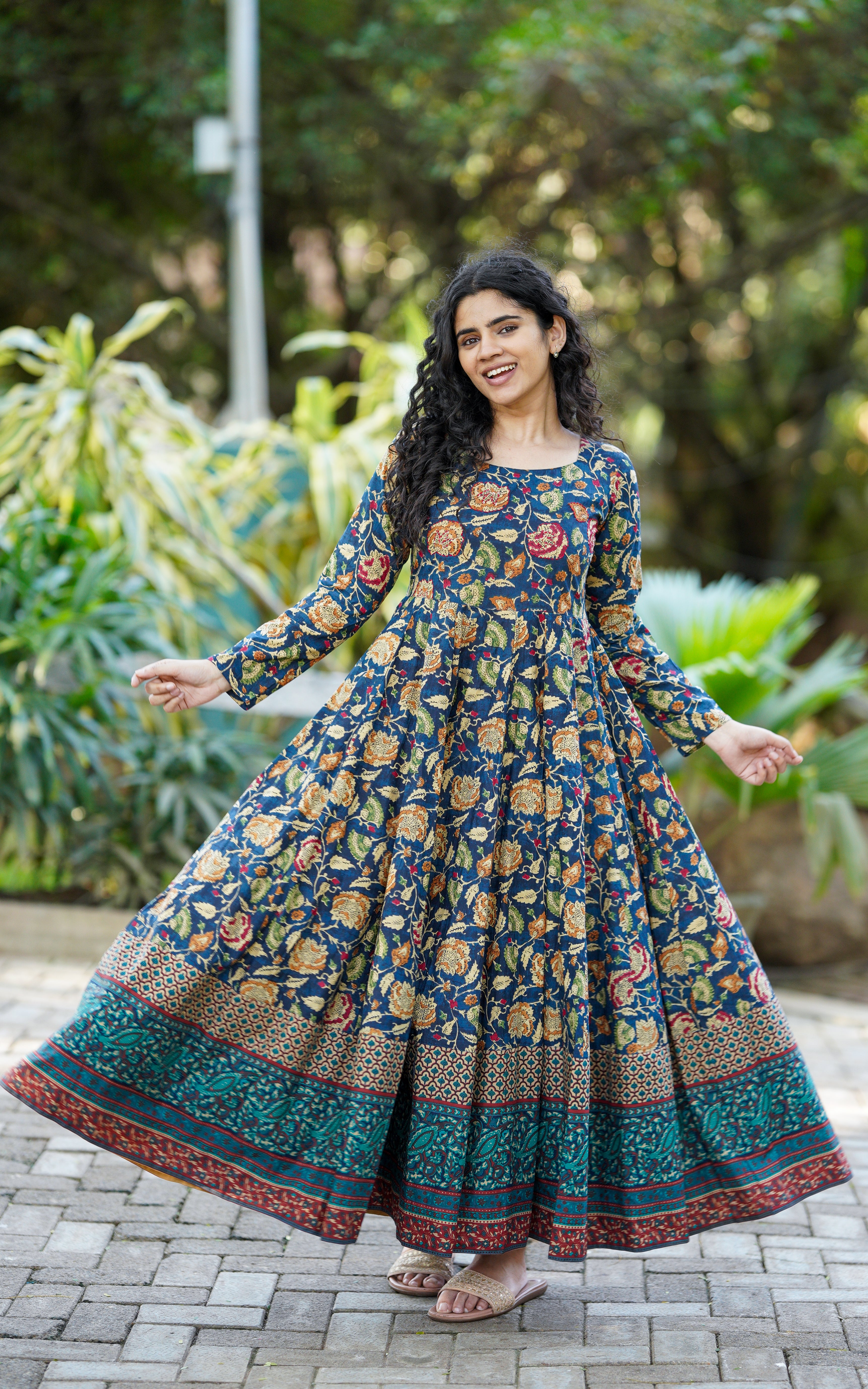 Buy Plus Size Kurta for Women, Plus Size Indianwear, 7xl Dress for Women,  Large Size Aline Kurti, 3XL,4XL,5XL,6XL,7XL Online in India - Etsy